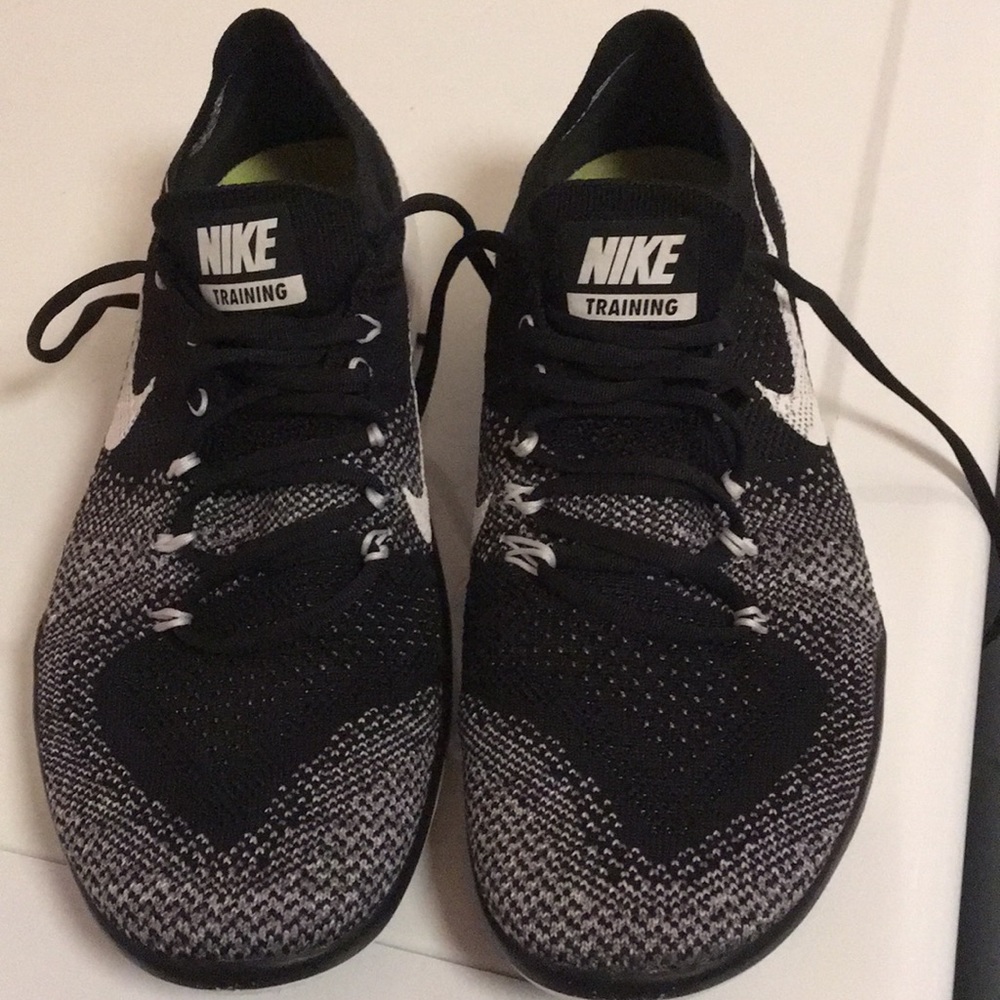 Nike Free Flyknit Size 8